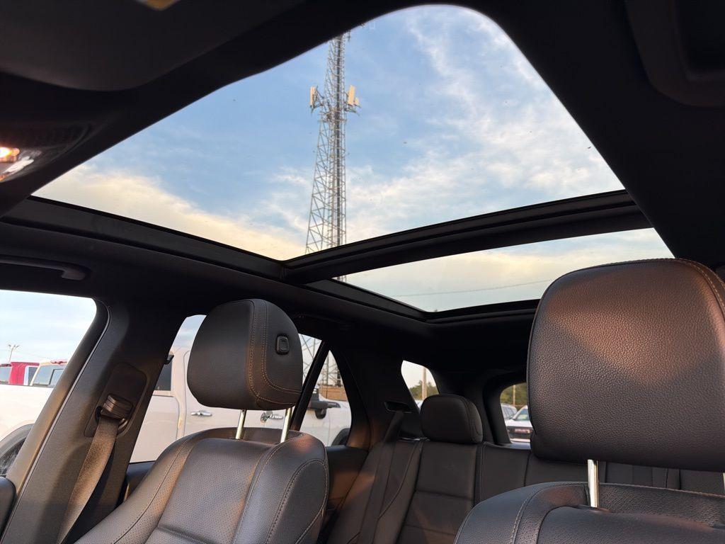 used 2022 Mercedes-Benz GLE 350 car, priced at $40,250