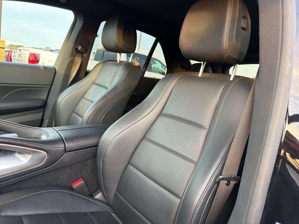 used 2022 Mercedes-Benz GLE 350 car, priced at $40,250