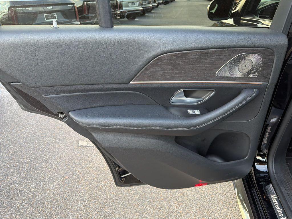 used 2022 Mercedes-Benz GLE 350 car, priced at $40,250
