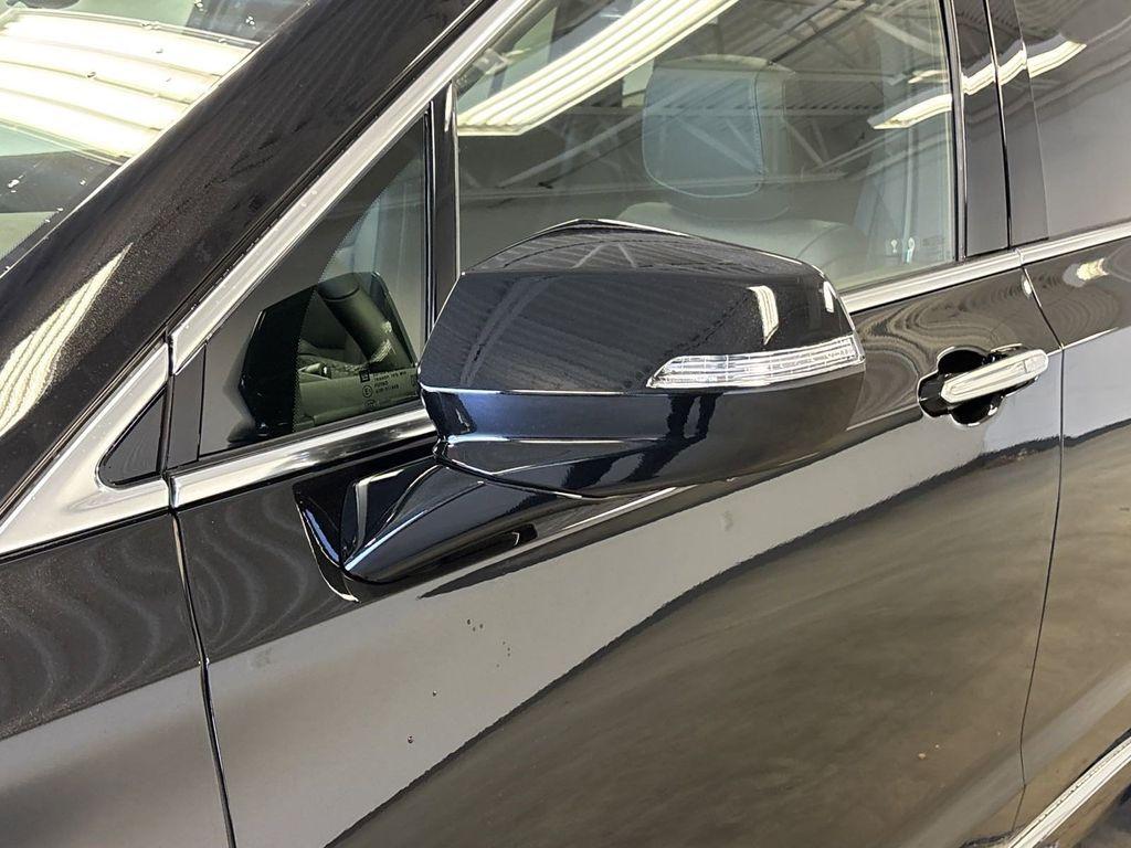 new 2025 Cadillac XT6 car, priced at $59,680