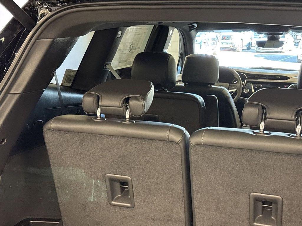 new 2025 Cadillac XT6 car, priced at $59,680