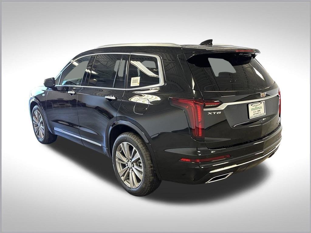 new 2025 Cadillac XT6 car, priced at $60,680