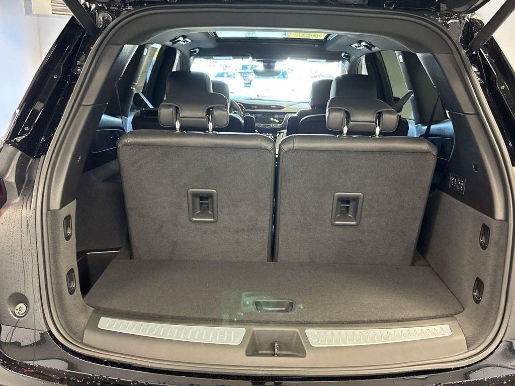 new 2025 Cadillac XT6 car, priced at $59,680