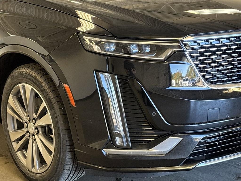 new 2025 Cadillac XT6 car, priced at $60,680