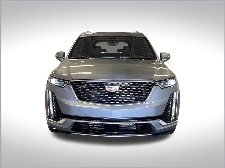 new 2025 Cadillac XT6 car, priced at $60,705