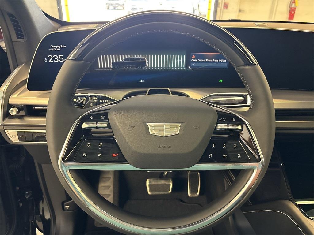 new 2026 Cadillac VISTIQ car, priced at $77,415