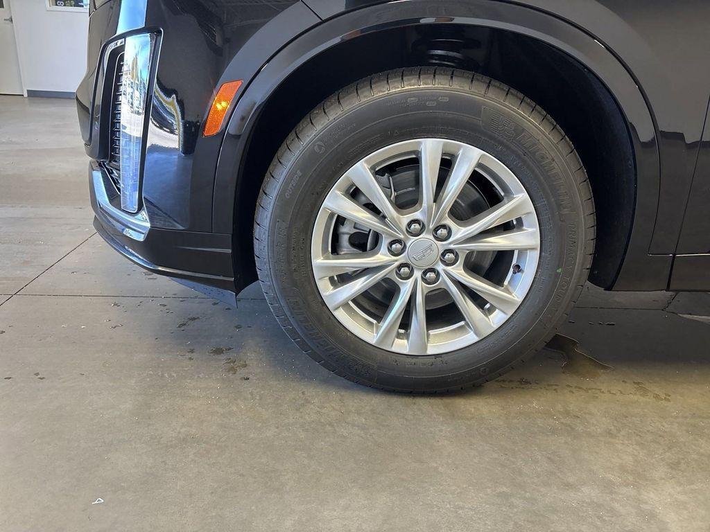new 2025 Cadillac XT6 car, priced at $48,230