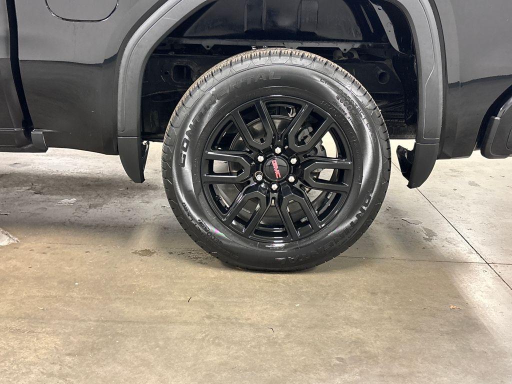 used 2022 GMC Sierra 1500 car, priced at $34,250