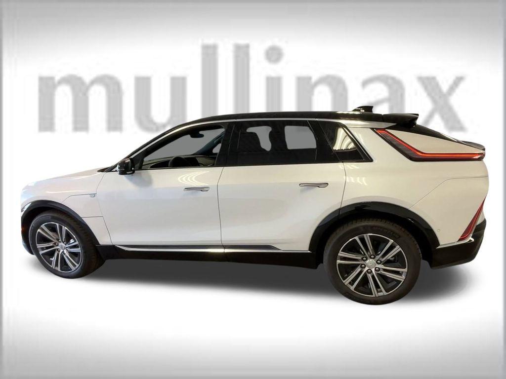 new 2025 Cadillac LYRIQ car, priced at $59,830