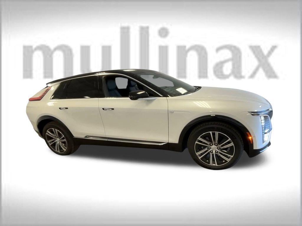 new 2025 Cadillac LYRIQ car, priced at $59,830
