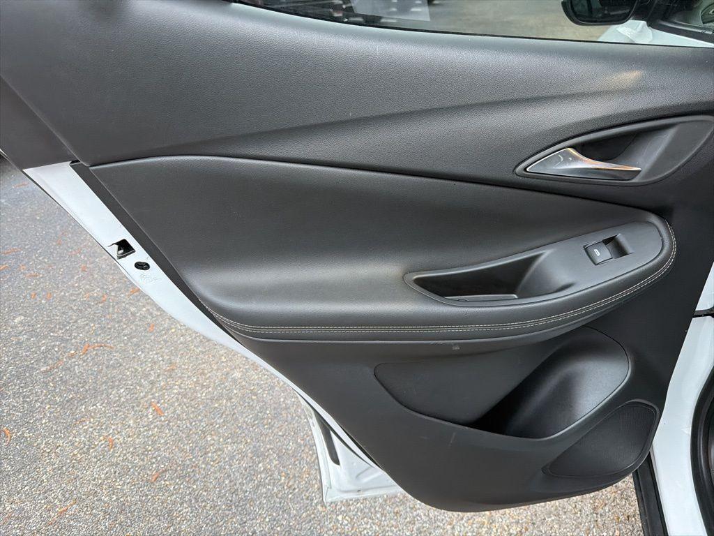 used 2025 Buick Encore GX car, priced at $21,250