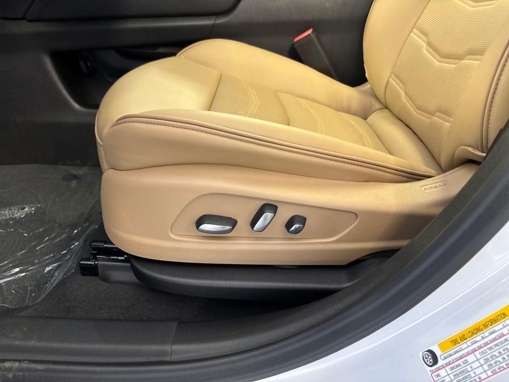 new 2025 Cadillac XT6 car, priced at $77,230