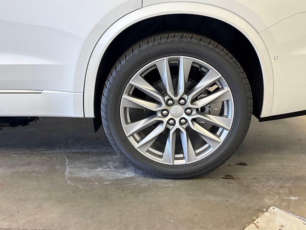new 2025 Cadillac XT6 car, priced at $77,230