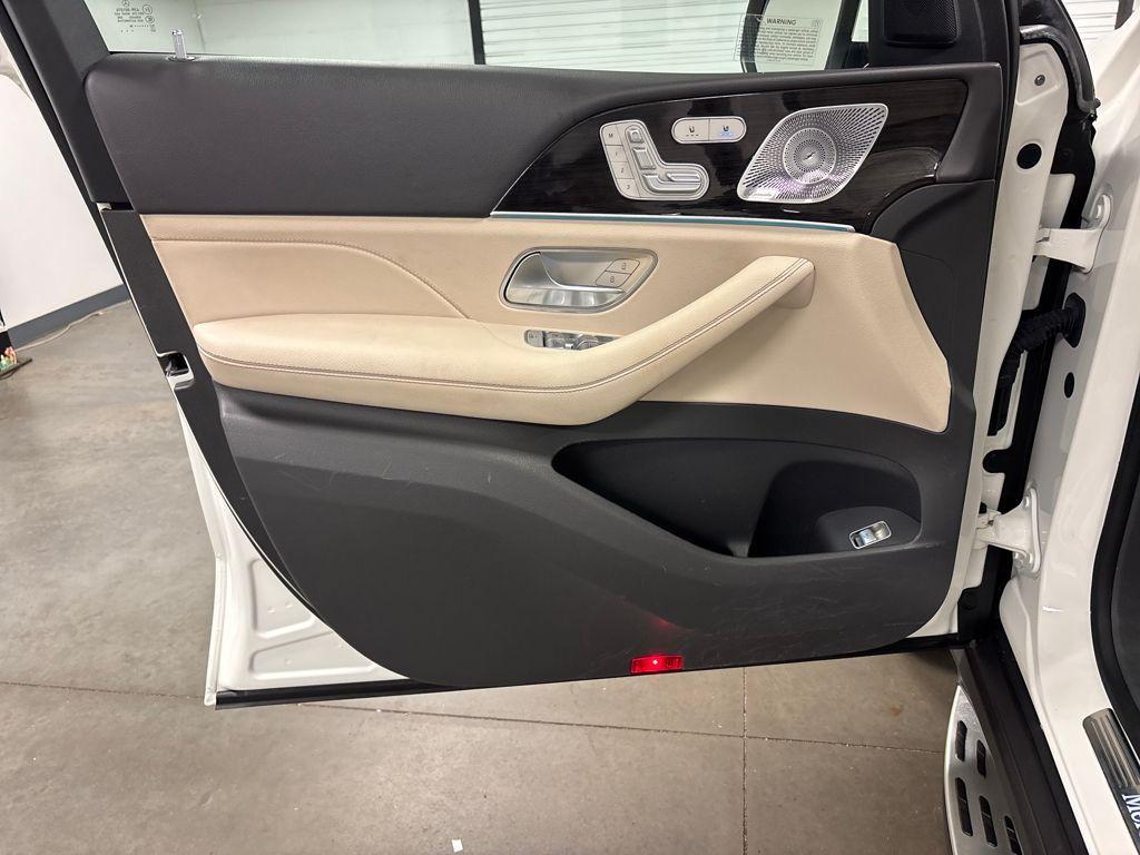 used 2020 Mercedes-Benz GLE 350 car, priced at $30,250