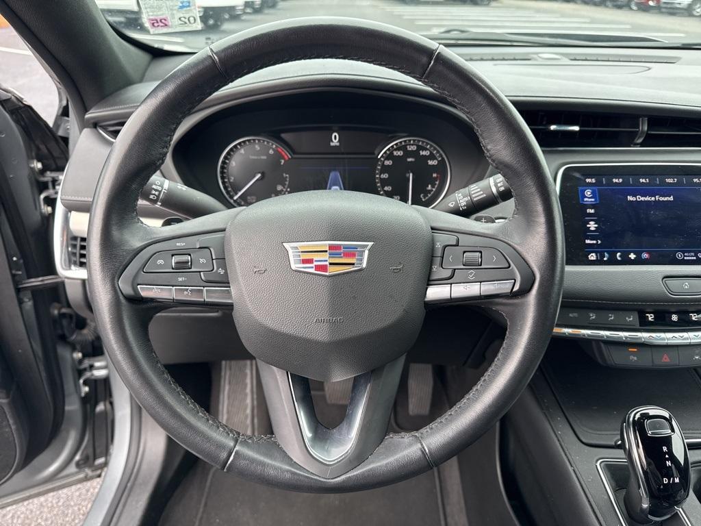 used 2023 Cadillac XT4 car, priced at $25,400