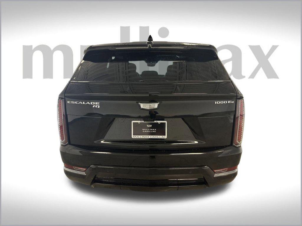 new 2025 Cadillac Escalade IQ car, priced at $156,700