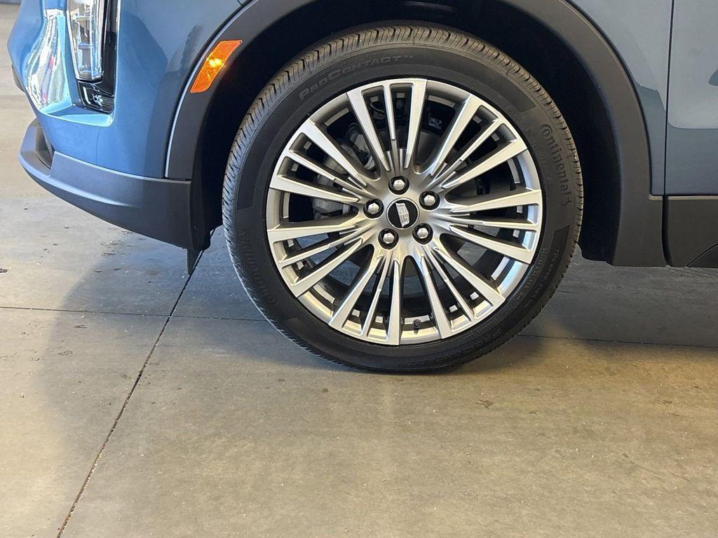 new 2025 Cadillac XT4 car, priced at $47,855