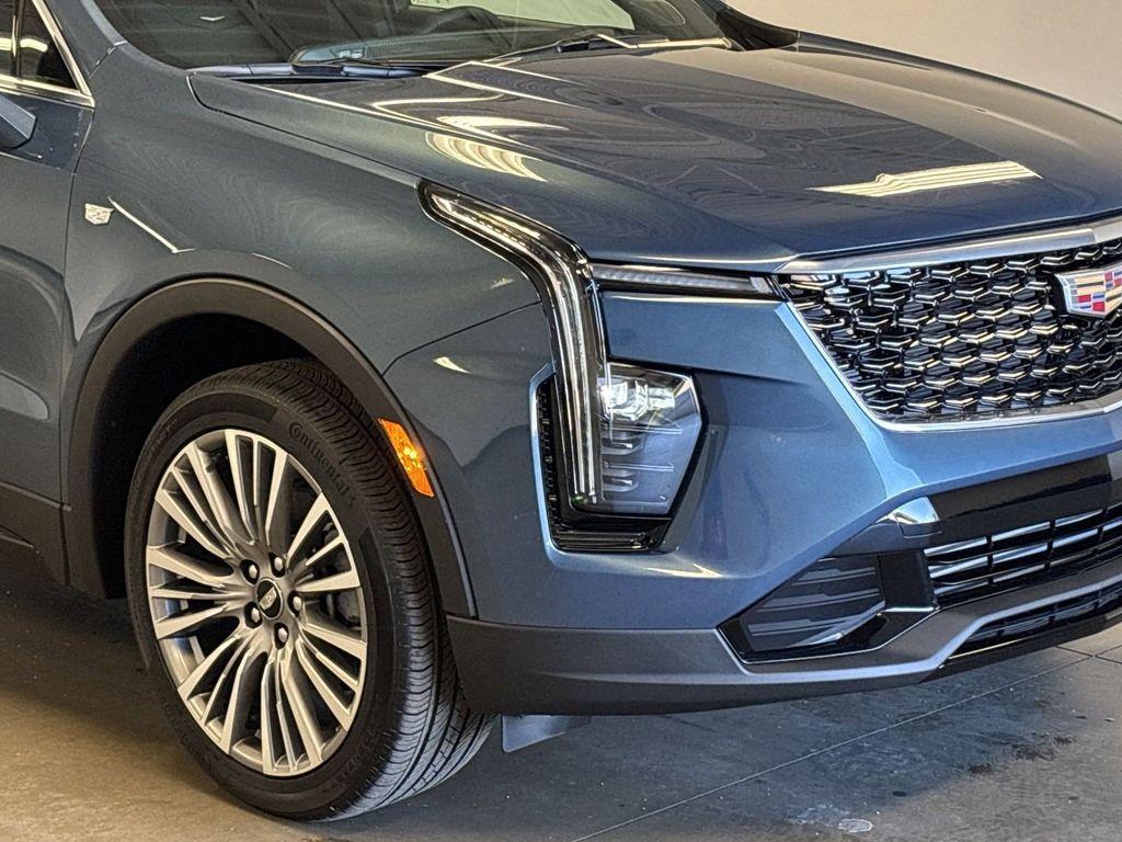 new 2025 Cadillac XT4 car, priced at $47,855