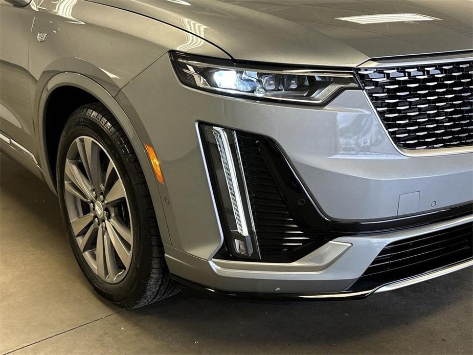 new 2025 Cadillac XT6 car, priced at $69,705