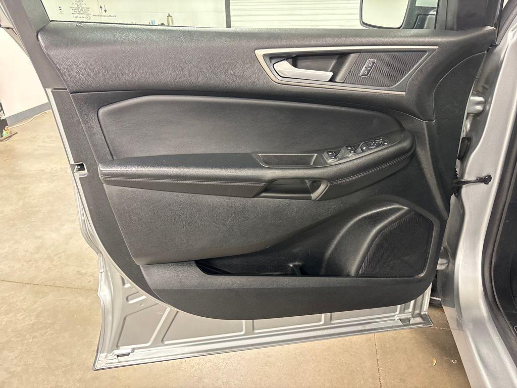 used 2023 Ford Edge car, priced at $18,500