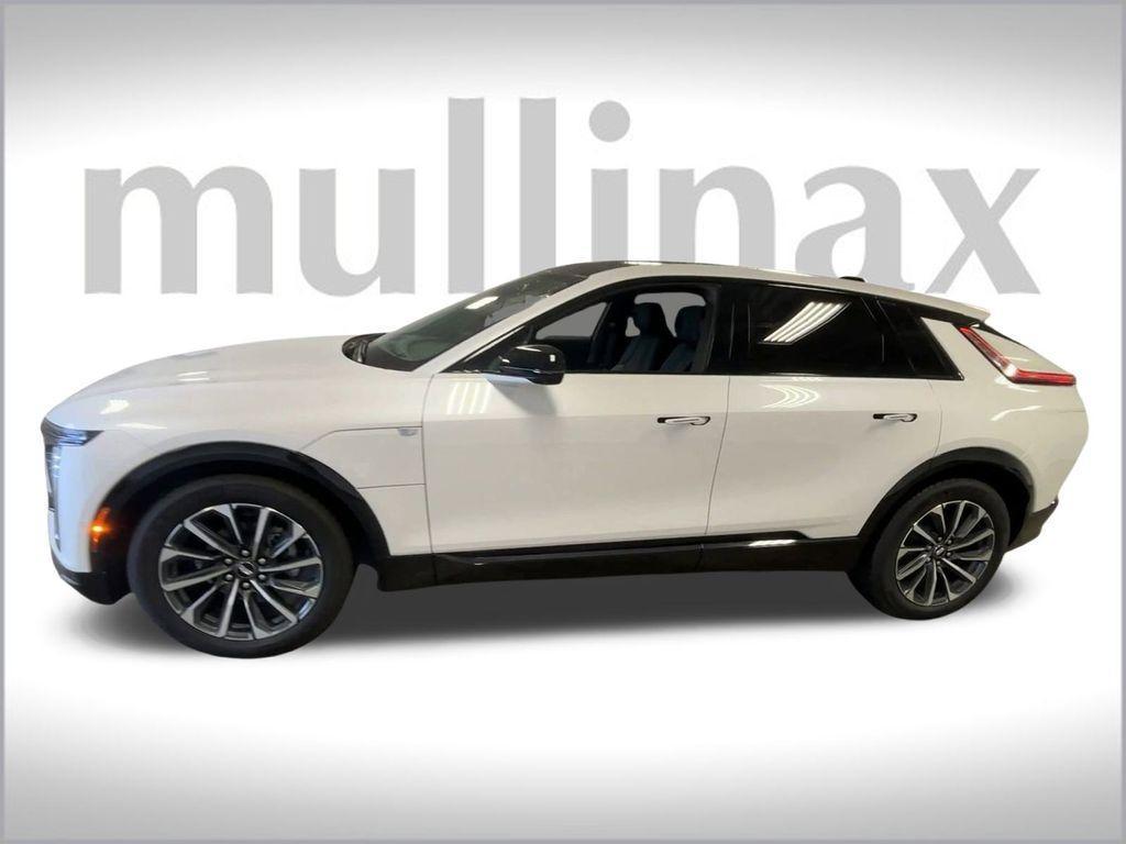 new 2025 Cadillac LYRIQ car, priced at $60,310