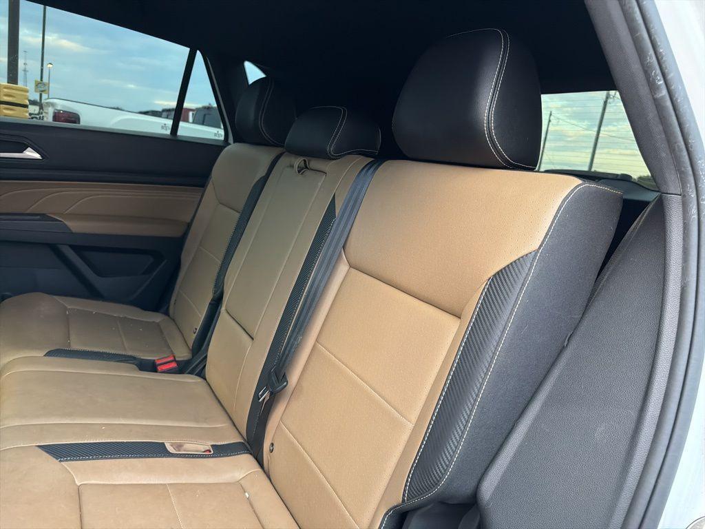 used 2021 Volkswagen Atlas Cross Sport car, priced at $19,900