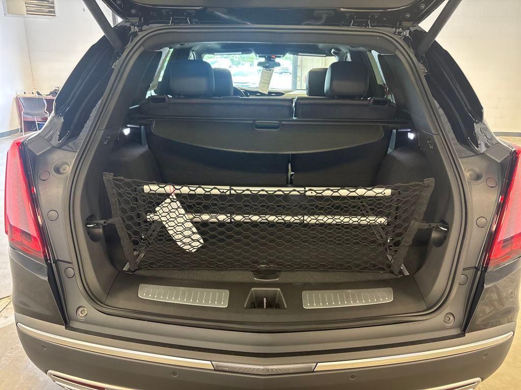 new 2025 Cadillac XT5 car, priced at $51,715
