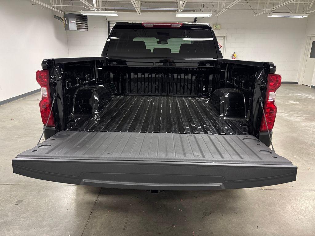used 2025 Chevrolet Silverado 1500 car, priced at $38,900