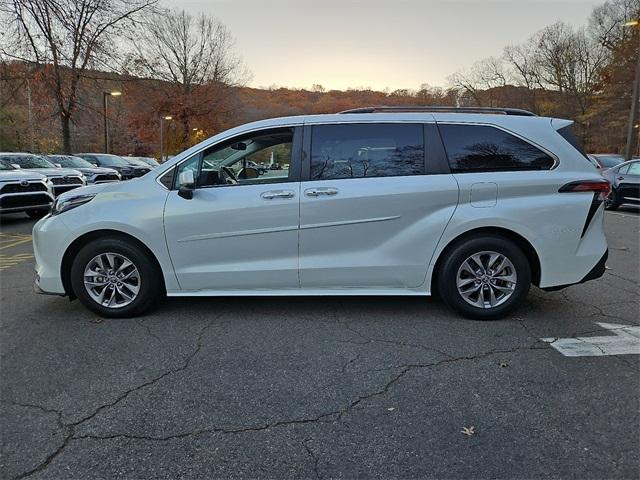 used 2022 Toyota Sienna car, priced at $39,995