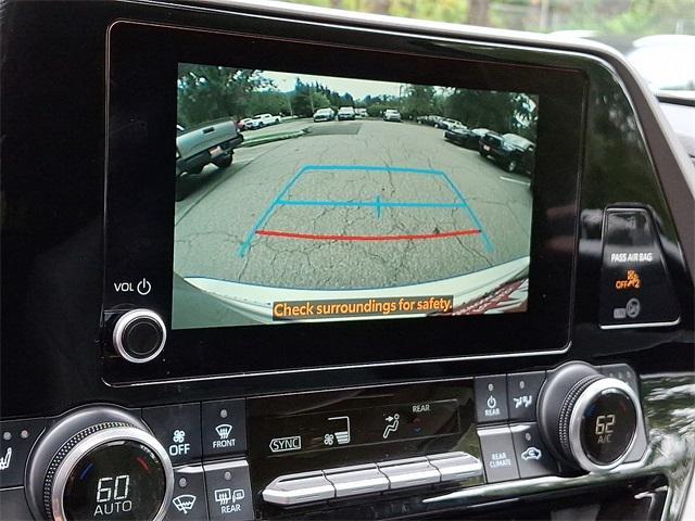used 2024 Toyota Highlander car, priced at $43,336