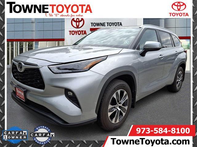 used 2024 Toyota Highlander car, priced at $42,890
