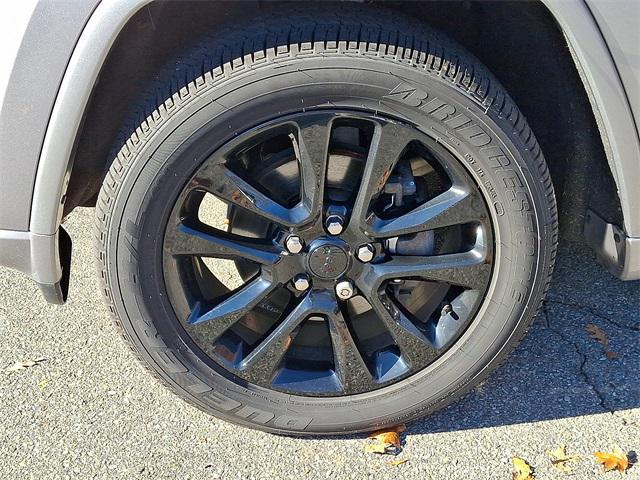 used 2020 Jeep Grand Cherokee car, priced at $21,916