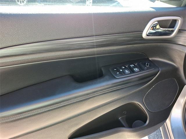 used 2020 Jeep Grand Cherokee car, priced at $21,916