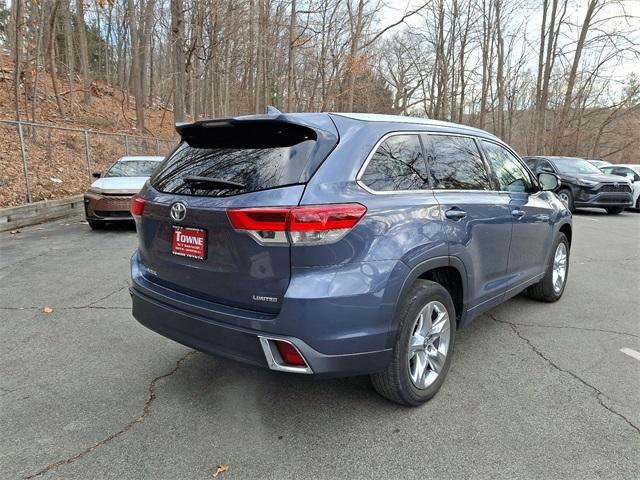 used 2018 Toyota Highlander car, priced at $25,995