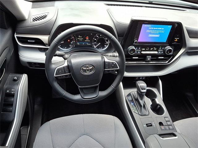 used 2023 Toyota Highlander car, priced at $32,963