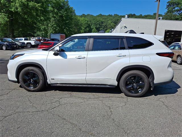 used 2023 Toyota Highlander Hybrid car, priced at $38,450