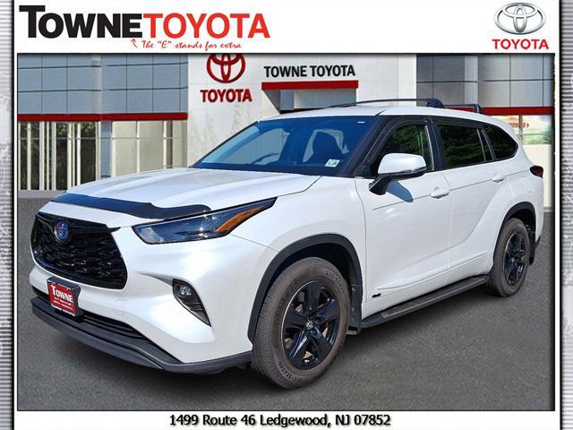 used 2023 Toyota Highlander Hybrid car, priced at $38,450