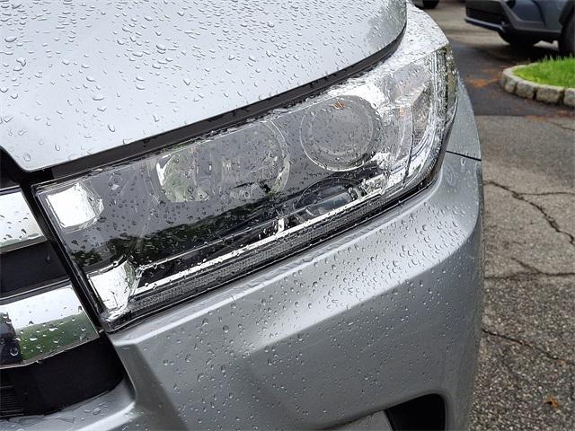 used 2019 Toyota Highlander car, priced at $32,995