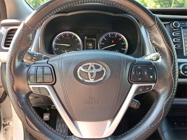 used 2017 Toyota Highlander car, priced at $24,850