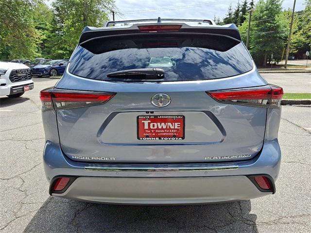 used 2021 Toyota Highlander car, priced at $35,780