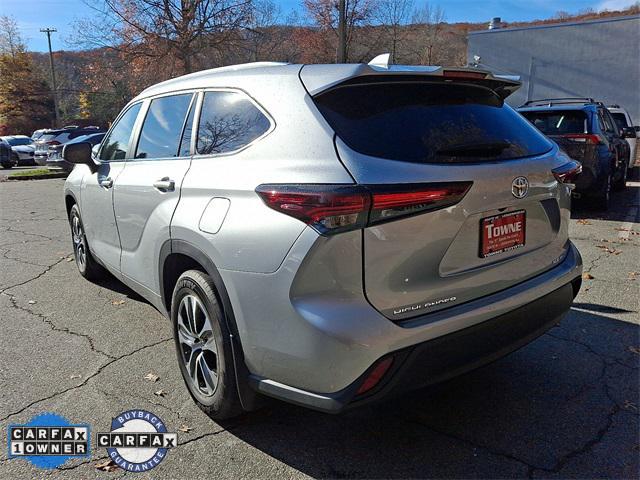 used 2024 Toyota Highlander car, priced at $41,821