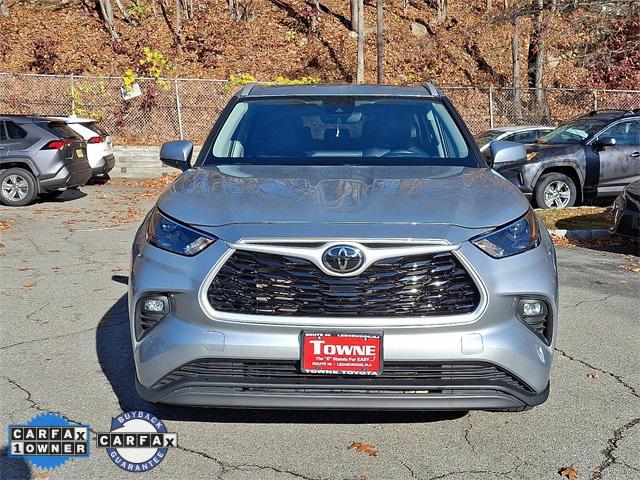 used 2024 Toyota Highlander car, priced at $41,821