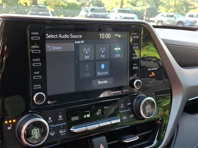 used 2022 Toyota Highlander car, priced at $37,875