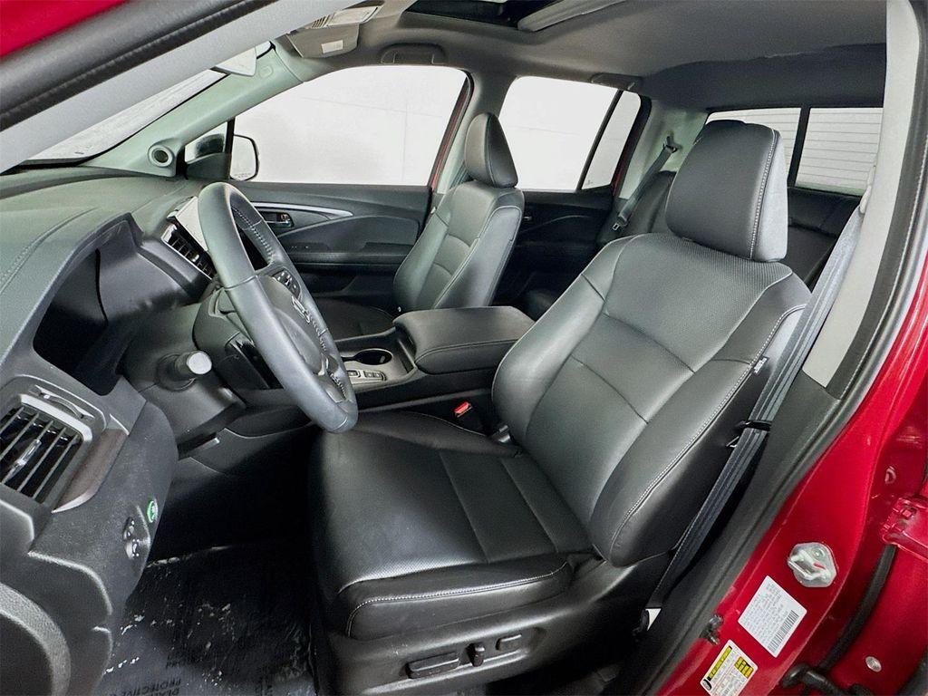 used 2025 Honda Ridgeline car, priced at $38,490