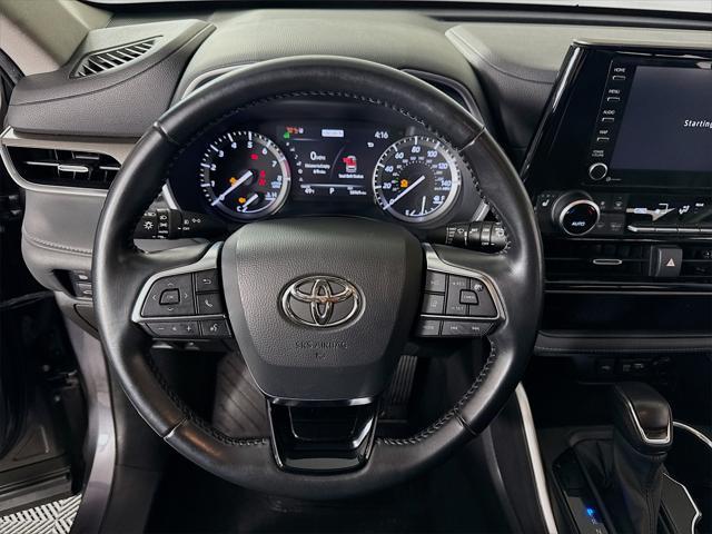 used 2021 Toyota Highlander car, priced at $33,689