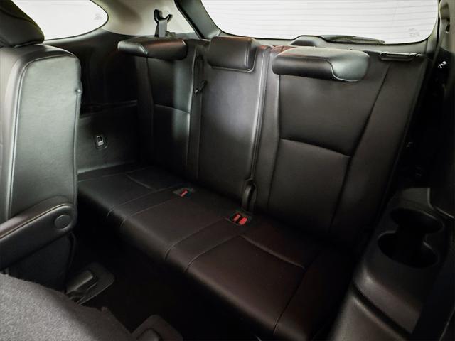 used 2021 Toyota Highlander car, priced at $33,689