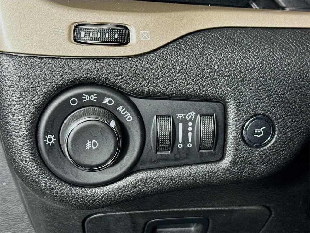 used 2017 Jeep Cherokee car, priced at $13,990