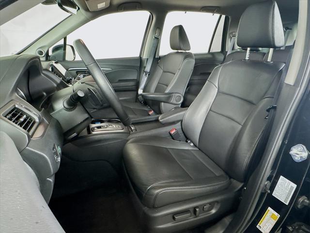 used 2022 Honda Pilot car, priced at $29,989