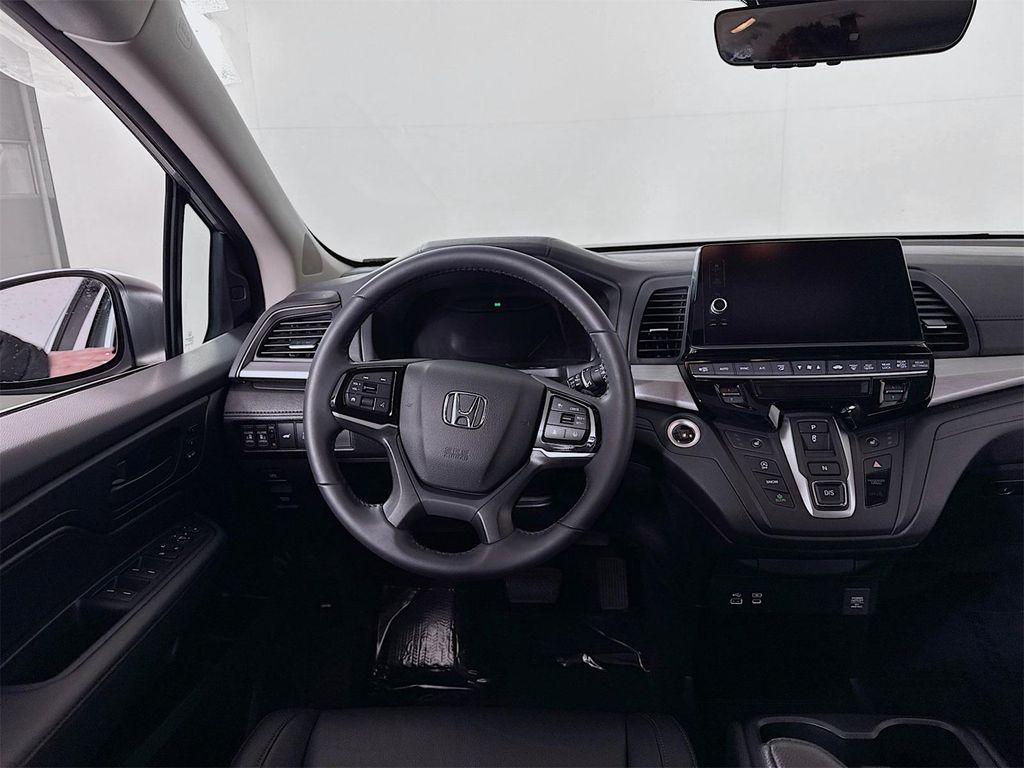 used 2025 Honda Odyssey car, priced at $41,990