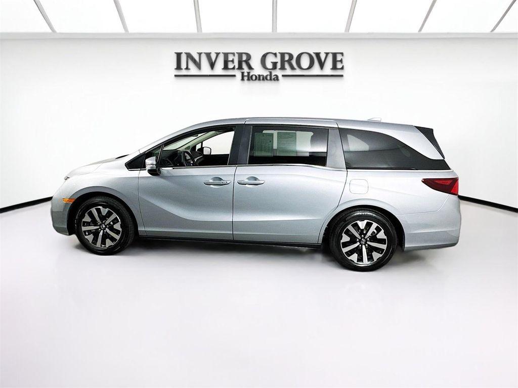 used 2025 Honda Odyssey car, priced at $41,990